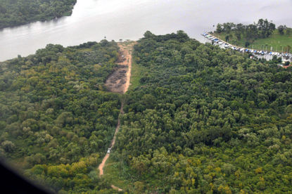 Perspectiva aérea de desmonte en Río Santiago