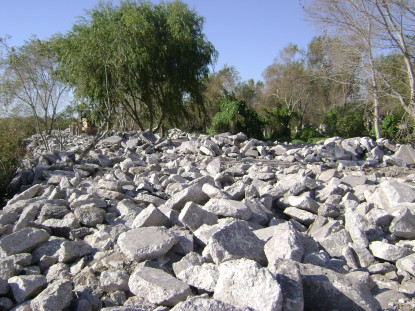 zona entre "la ex playita" y camping SEPUBA